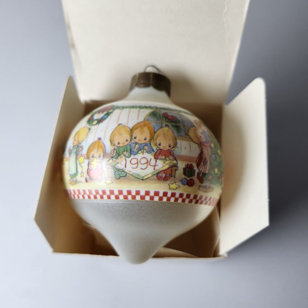 Hallmark Betsey Clark Country Christmas Glass Christmas Ornament - 1994